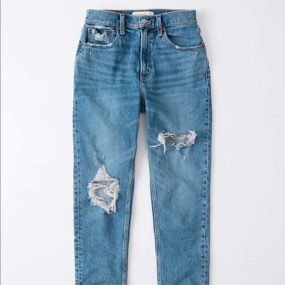 Abercrombie Mom Jeans Size 29